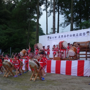 鵜戸神社で第四回「美里吾平（うましさとあいら）伝統芸能祭」を開催！